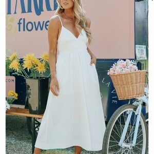 Magnolia Boutique Midi Dress